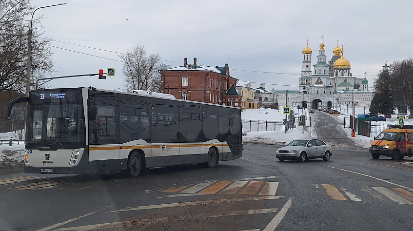 13 водителей автобусов пришли на работу в автопарк Истры